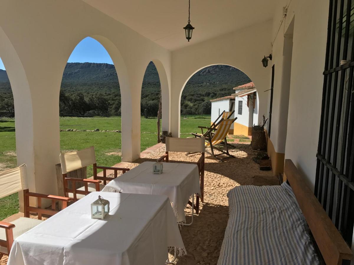 Casa Rural De La Finca Sierra Grande Hornachos ภายนอก รูปภาพ
