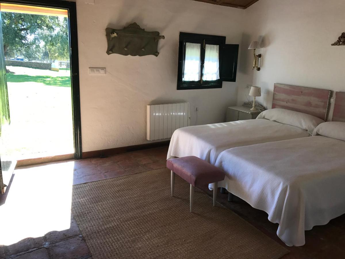 Casa Rural De La Finca Sierra Grande Hornachos ภายนอก รูปภาพ